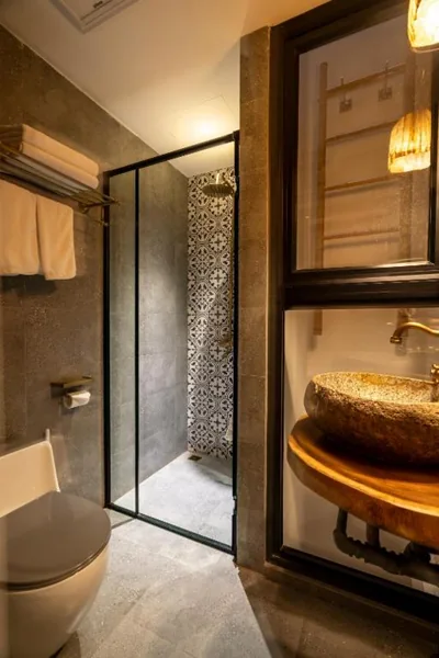 Phen Art House, Artistic Living in the Heart of Old Quarter – Photos 3